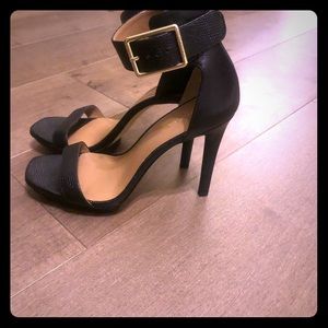 Calvin Klein Black high heels Size 7.0 M